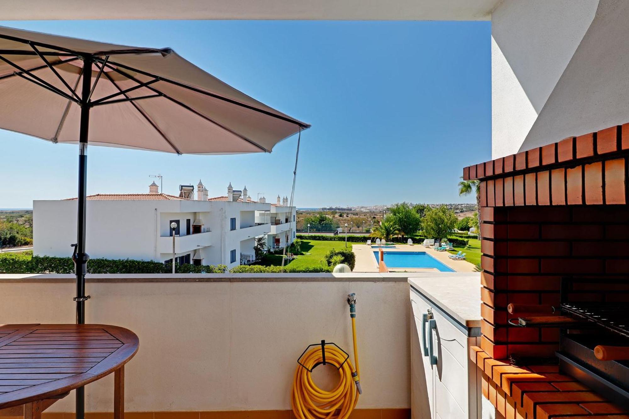 Apartment Secret Garden 1 And Pool By Homing *