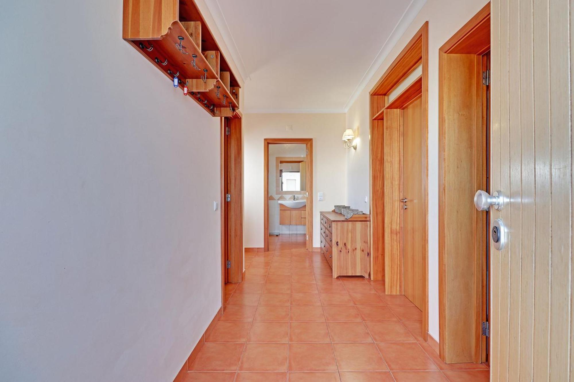 Secret Garden 1 And Pool By Homing Apartment