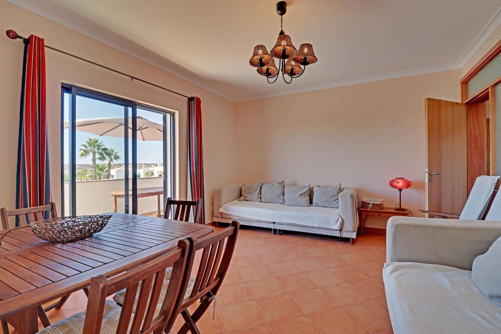 Secret Garden 1 And Pool By Homing Apartment *