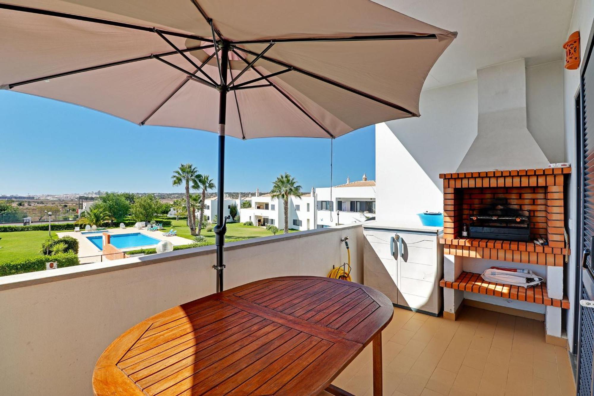 Secret Garden 1 And Pool By Homing * Pera