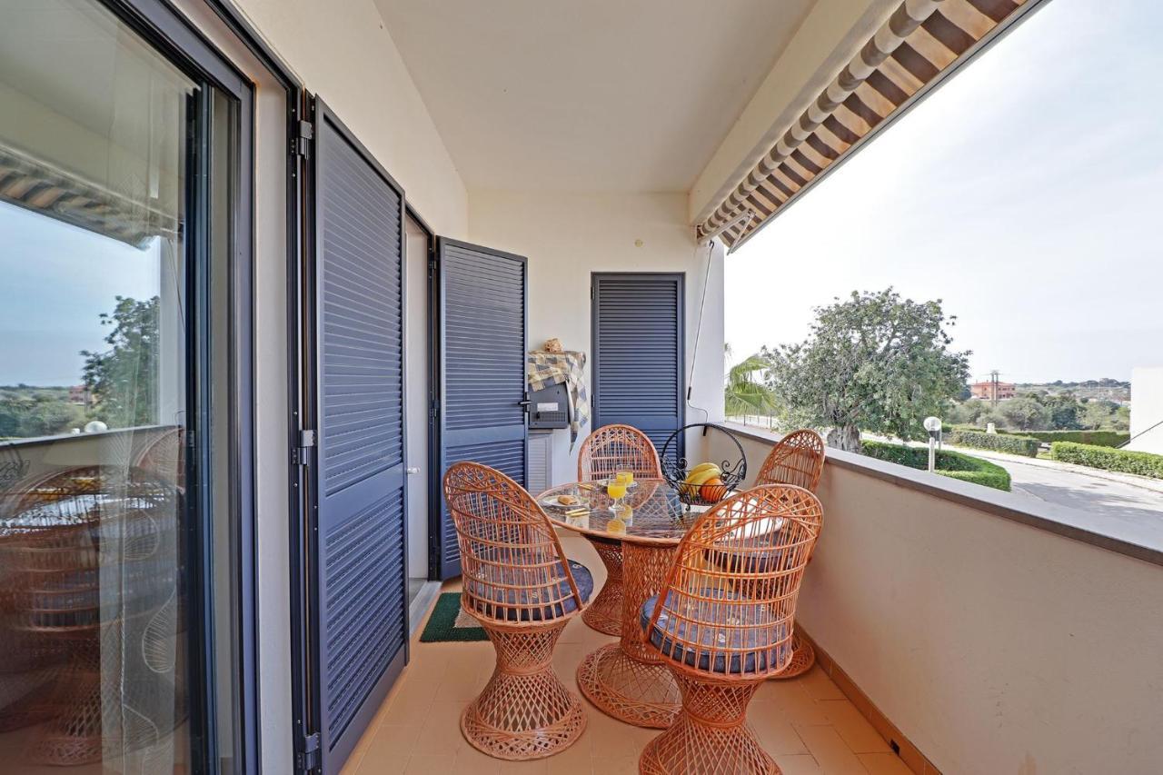 Secret Garden 1 And Pool By Homing Apartment *
